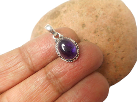 Small Oval Purple AMETHYST Sterling Silver 925 Gemstone Pendant