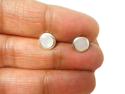 White Round Mother of Pearl Sterling Silver 925  Gemstone Stud Earrings