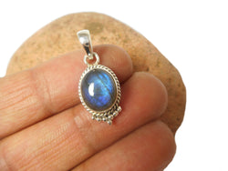 Fiery Oval LABRADORITE  Sterling Silver 925 Gemstone Pendant